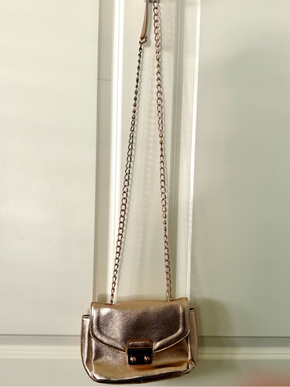 G by Guess Metallic Gold Crossbody Shoulder Bag - Classic Chain Strap